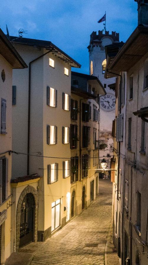 Le Torri Lovere Esterno foto